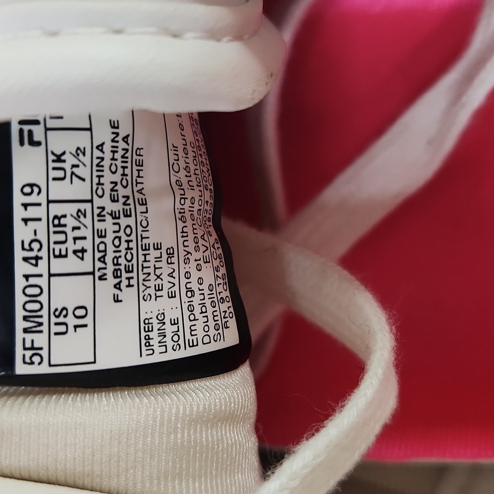 Fila Original Fitness Tape Sneakers.  Size 10 - Picture 6 of 7